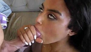 does this aussie teen 18+ love movie day?