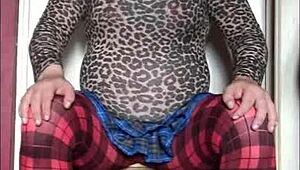 i deepthroat dildo, shly