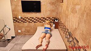 Car broke, boss's daughter got punished by Vagninho and Vivian Lola.