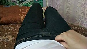 Teen Amateur Masturbates To Orgasm And Squirt