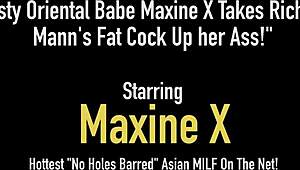 Nasty Maxine X Slams Richard Mann’s Fat Cock in Her Tight Ass