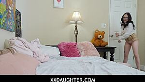 i set up a camera to spy on stepdaughter leia rae