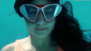 Underwater Gymnastics with Micha!