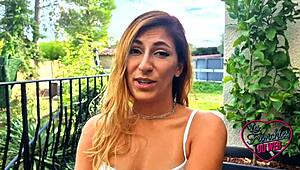 Stella Une Coquine Qui Adore Sucer Des Bites