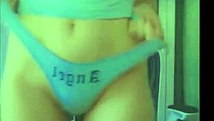 Horny Stepsister Joyliii Sends Nude Photos!