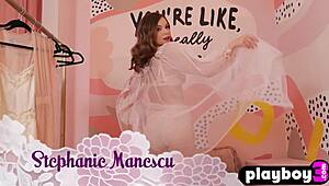 Big Booty Natural MILF Stephanie Manescu Reveals Sexy Body After Striptease