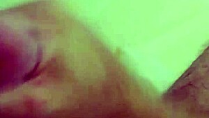 Watch me rub my cock to cumshot?