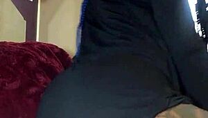 Black girl gets naughty in bed