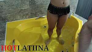 colombiana lauren latina rides hard sin condon in medellin