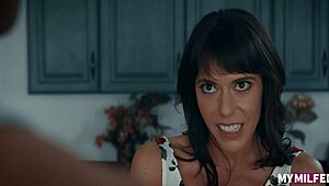 Watch Lexi Foxy's Deepthroat and Blowjob in This Hardcore Scene!