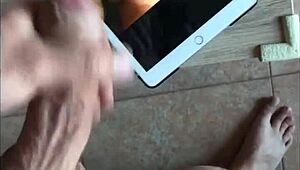 calientes250 sends video of how they fuck her, and i make a good tribute