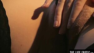 Natural beauty’s big tits jiggle during hairy pussy play