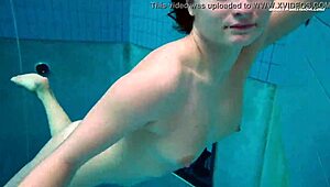 i'm liza bubarek underwater