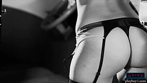 damn, check this big ass and tits on american milf carlye denise!