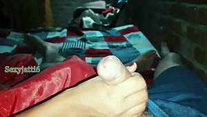 Hey, bu Hint kızı emmeyi görmek ister misin?