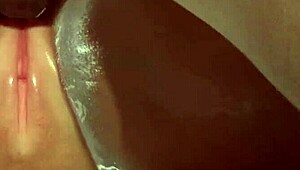 ¡Estoy abrumada por este duro follada anal de cerca!