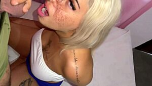 Meia linda ama chupar pau grande