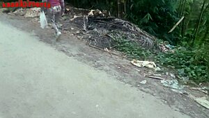 Transando com Gostosa na Colônia Marginal. Sem Camisinha, Goza no Cuzinho!
