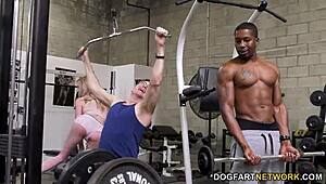 Pelacur Anal Lexi Lore Dientot BBC Sambil Cuckold Nonton Kaget