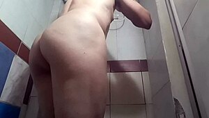 Gay Pasivo Enjoys Intense Group Action