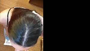 This 10/10 Colombian queen takes care of a big cock 😍