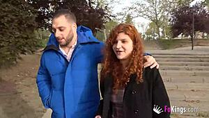 صديقة براد الشقراء تحب شفط الزب في الأماكن العامة دائماً