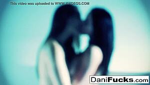 sexy dani fucks kendra lust