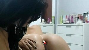 Uma Brincadeira Com Minha Namorada Bruna Carlos De Plug No Cuzinho