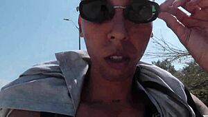 Cule arrechera spotted me and came over right away