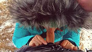 Just came all over her pussy in dirty pantyhose outdoors