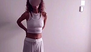 Chica Francesa Flaquita Coge Con Mexicano Gordo Hace Mamada Riqu�sima