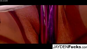 Girl on Girl with Taylor Vixen & Jayden Jaymes!