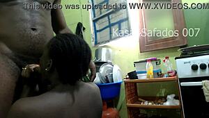 chupada na cozinha com pauz�o