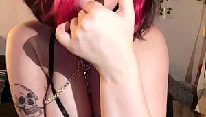 Goth Mommy Vanessa Strawberry Guides Your Pleasure