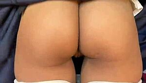 Just chilling with a sexy student for ass worship