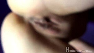 Brooksflowernfondle: A video about ass and asshole spreading.