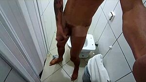 I see Gabriel Victor having bareback orgasm outdoors.