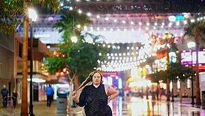 Mia Dior Gets Fucked Hard Right After Meeting a Stranger Near Downtown Grand, Vegas!