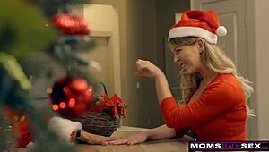 momsteachsex with santas horny helpers in christmas threesome 😈
