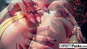 German Lesbians Lick Pussy In First Time Girl-On-Girl Encounter