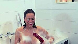 Solo Bathing Shemale, Why Tug Alone in the Tub?