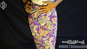 Pano pienikokoisen 18+ aasialaisen vaimoni kanssa myanmarinpukua vasten, mut se on siskontyttöni