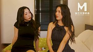 Modelmedia Asia tukar pasangan untuk hari Valentine putih blowjob seronok