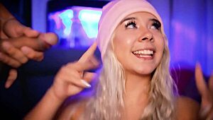 beautiful blonde sucks cock like a nymphomaniac 😍