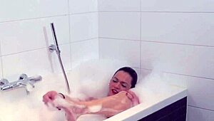 Solo Bathing Shemale, Why Tug Alone in the Tub?