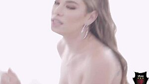 Sexy cum eater bobby dylan rides rome majors cock