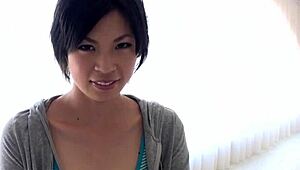 Wow! Sexy Japanese Model Saki Aoyama in Uncensored Outdoor Sex!