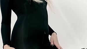 Extreme anal penetration with intense assfucking action detailed