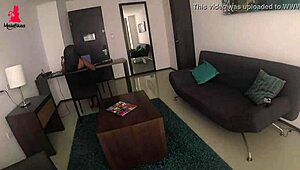 Malefikas - una secretaria excelente en oficina latina colombiana