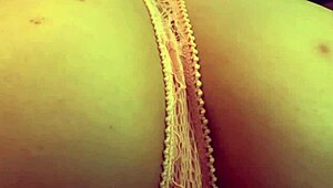 ยั่วกางเกงในสีชมพูในฝันเฟติช